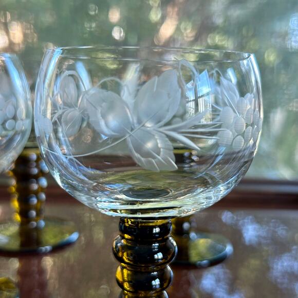Vintage Roemer Rhine Wine Glasses, Engraved Grapevine, Olive Green Stem set of 4 - Picture 8 of 10
